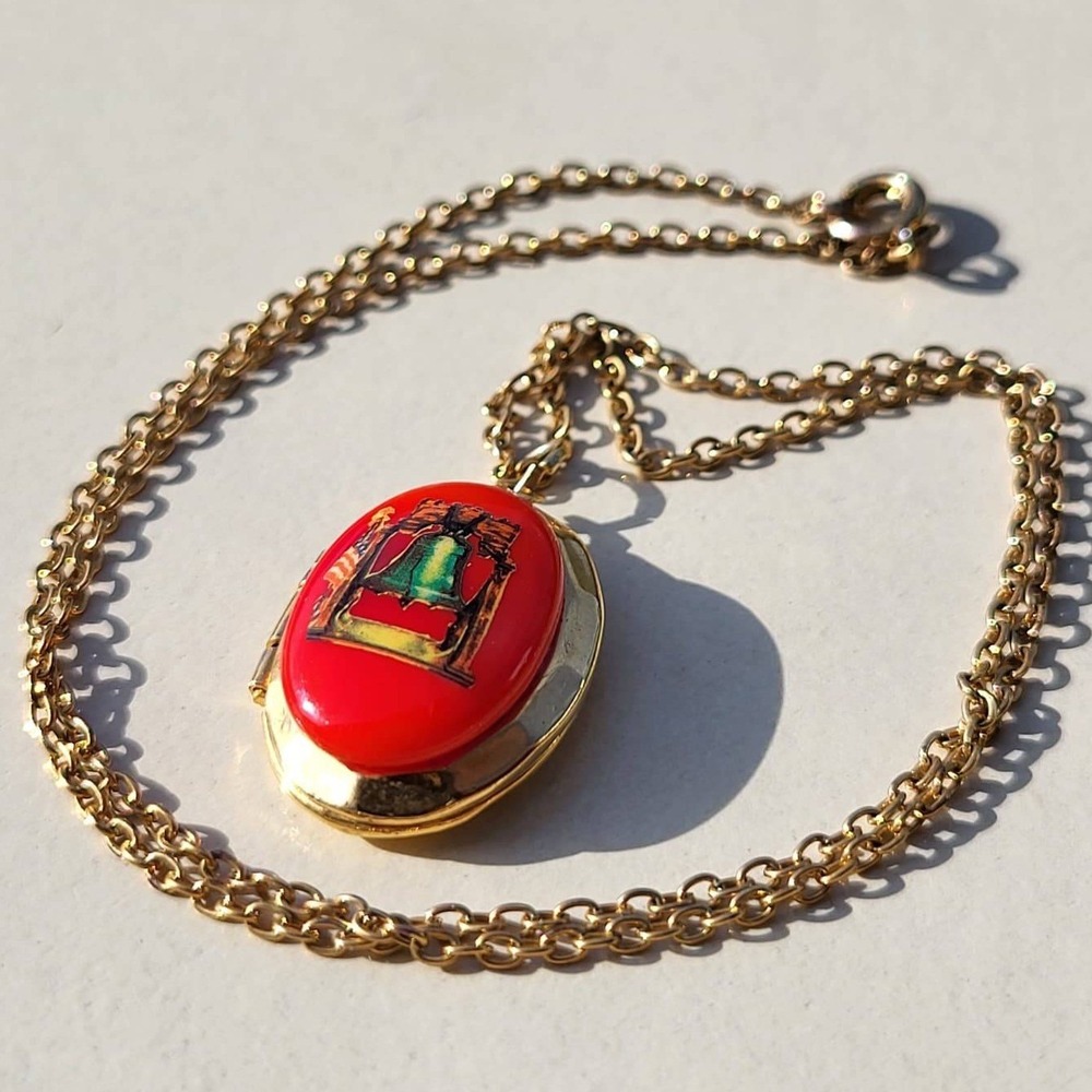 Vintage Red Enamel Liberty Bell Locket Necklace Gold Tone Patriotic Oval Floral
